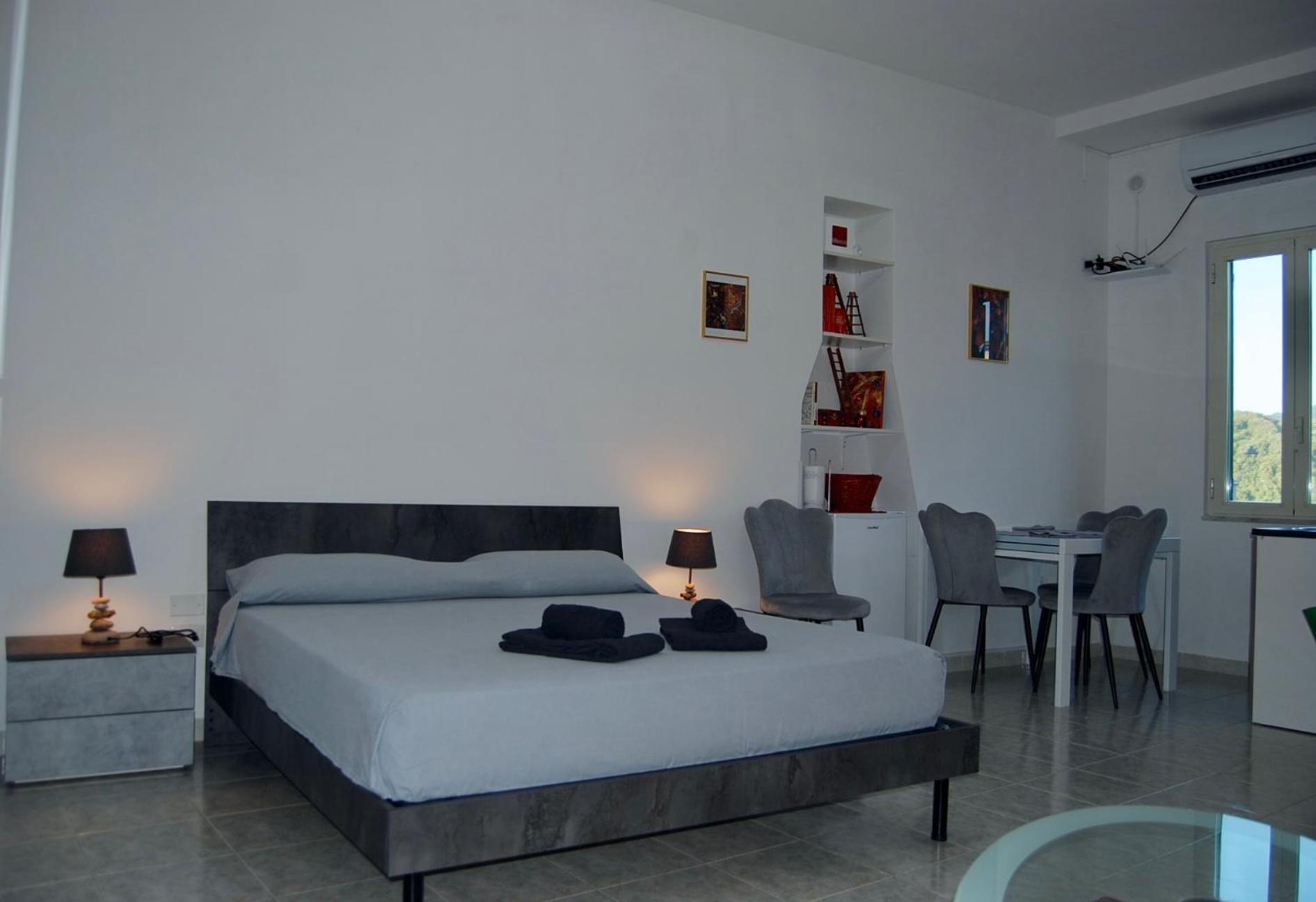 Mini Red Hub - Design Apartment Sant'Agapito Exterior photo