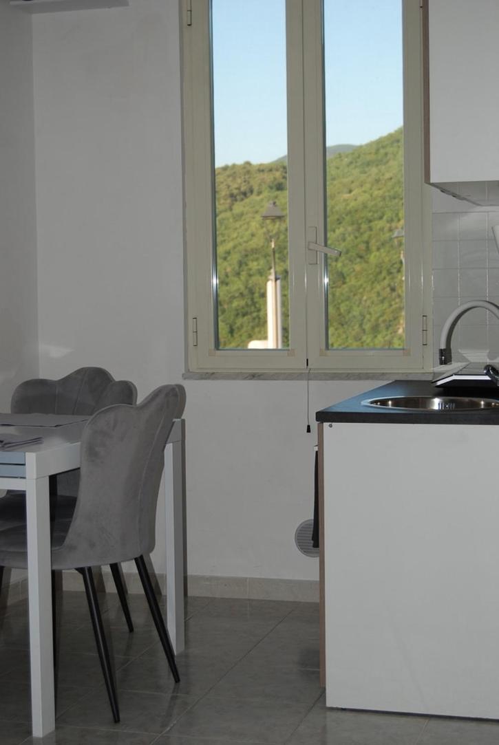 Mini Red Hub - Design Apartment Sant'Agapito Exterior photo